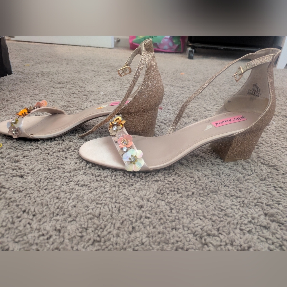 Betsey Johnson Women's Gold and Cream Sandals - Picture 2 of 4